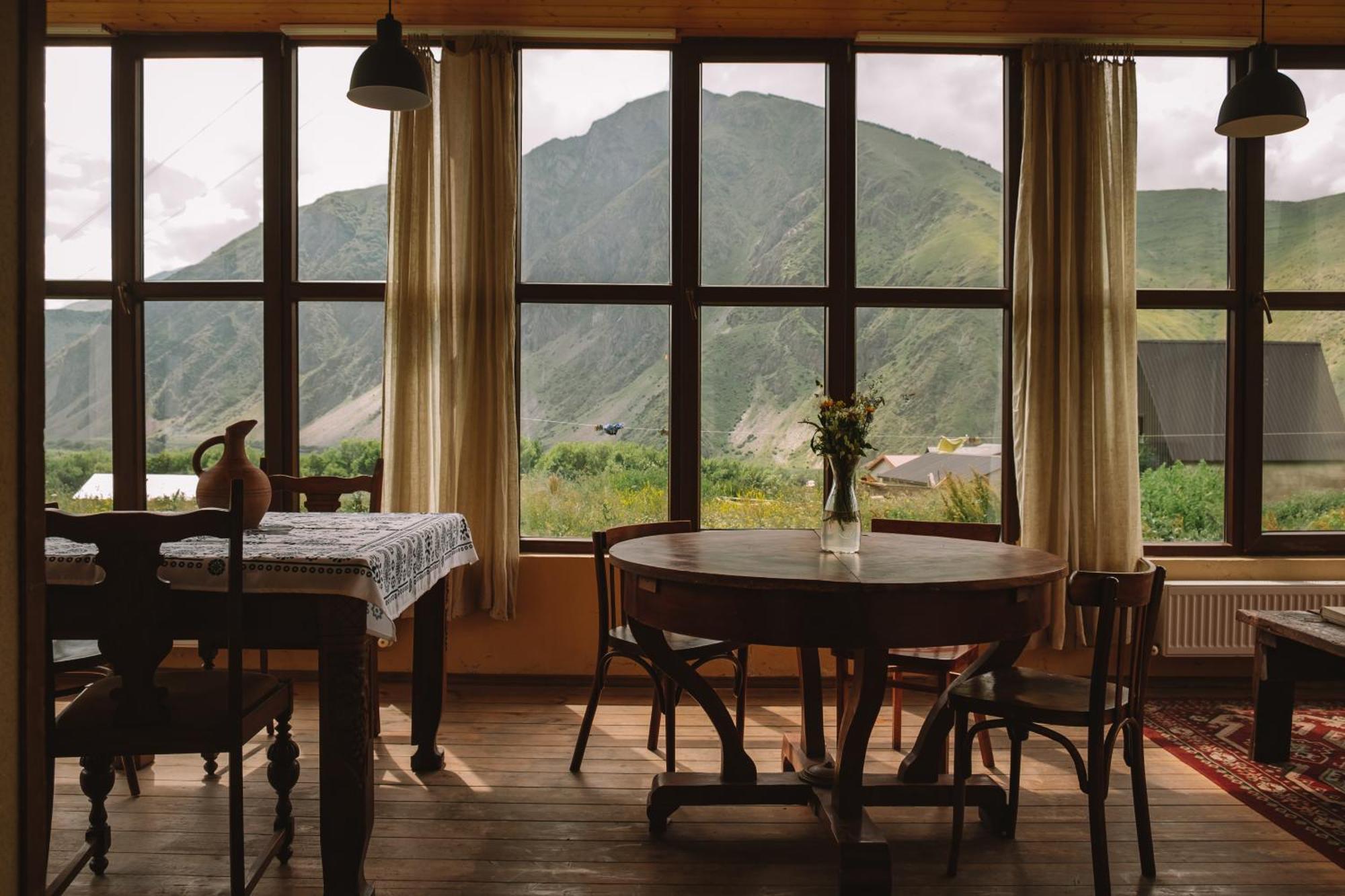 מלון Arte In Kazbegi מראה חיצוני תמונה